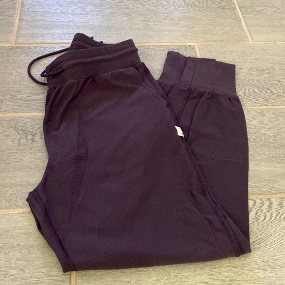 Vuori Pants - COPY - Vuori mesh joggers